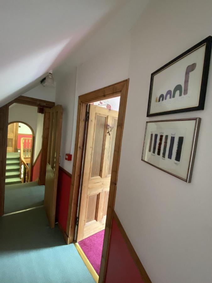 Glenan Lodge Self Catering Tomatin Kültér fotó
